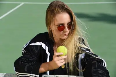 5 Best Tennis Sunglasses (2022 Reviewed)