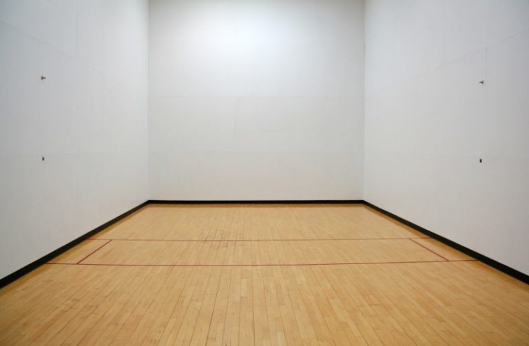 Can You Practice Tennis in a Racquetball Court? TennisFocusOn