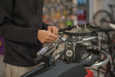 5 Best Tennis Stringing Machines (2022 Reviewed)